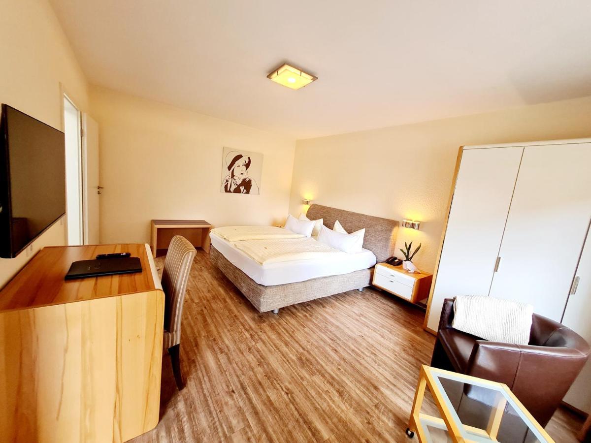 Parkhotel Отель 3*